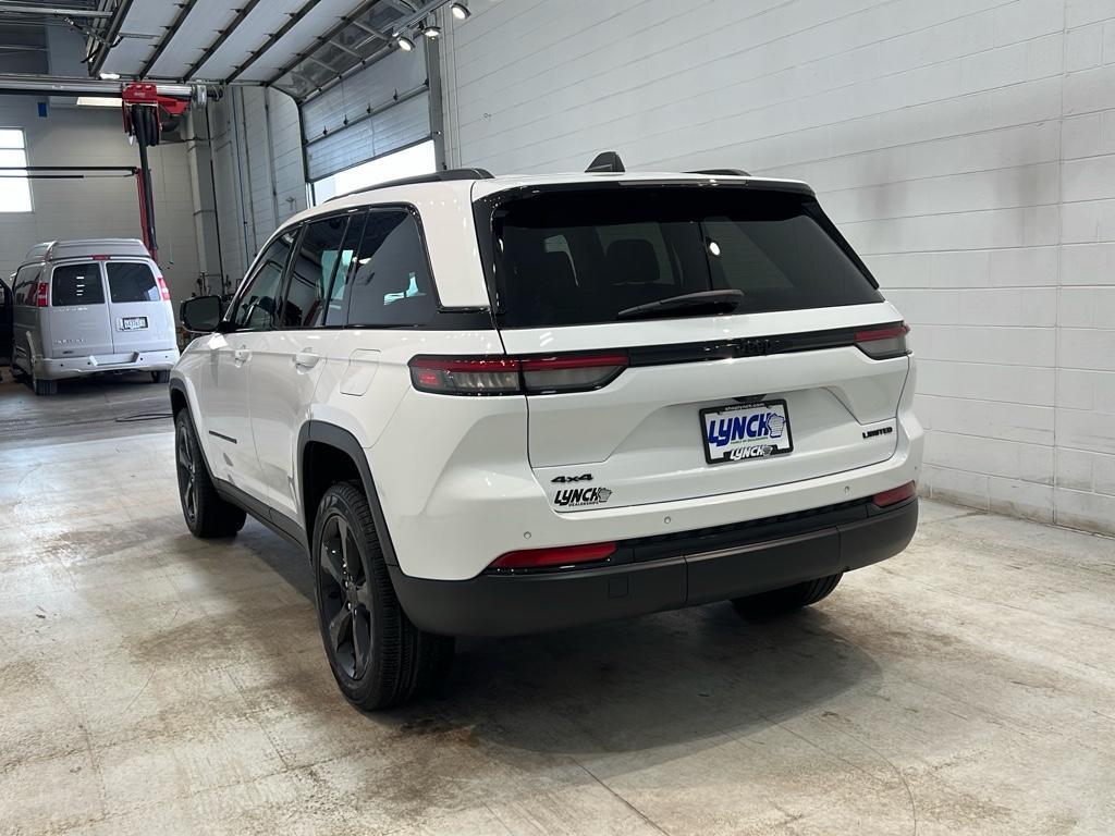 used 2023 Jeep Grand Cherokee car, priced at $36,995