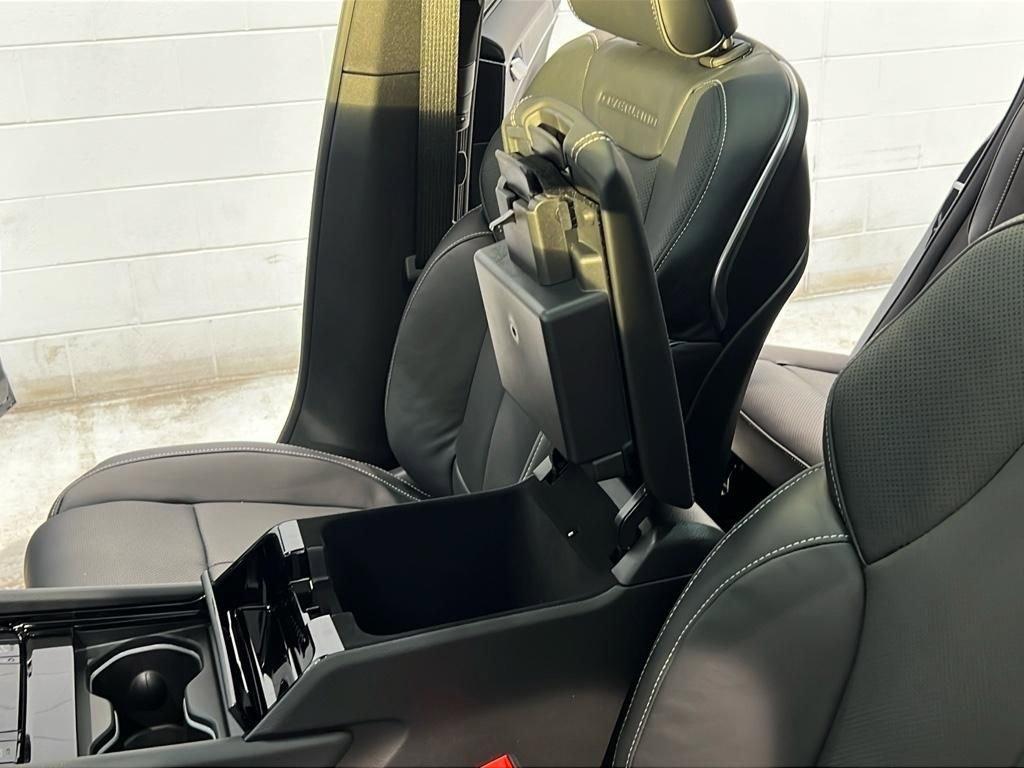 new 2025 Jeep Grand Cherokee L car, priced at $59,913
