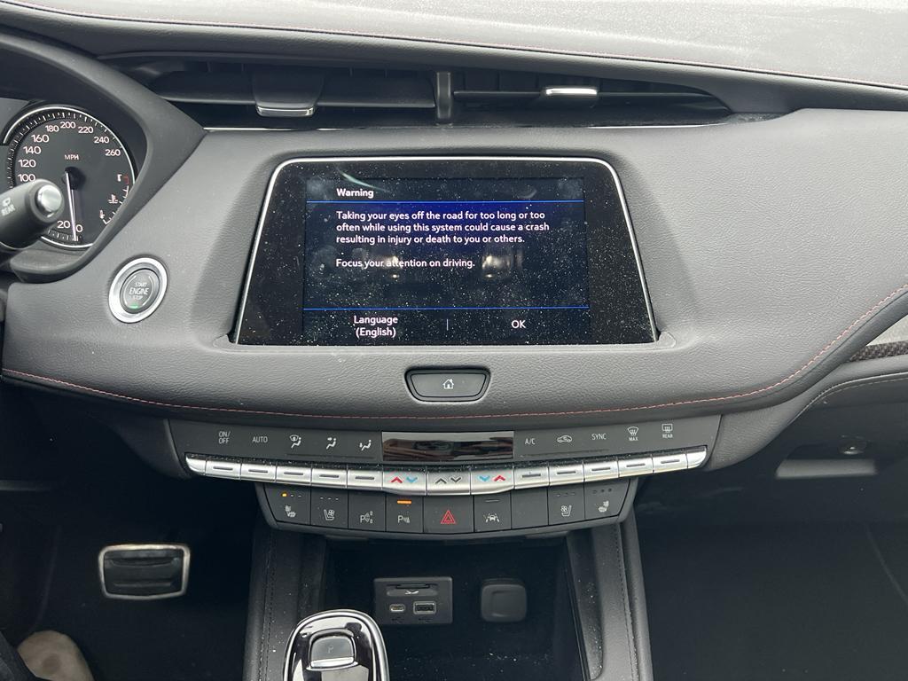 used 2022 Cadillac XT4 car, priced at $31,855