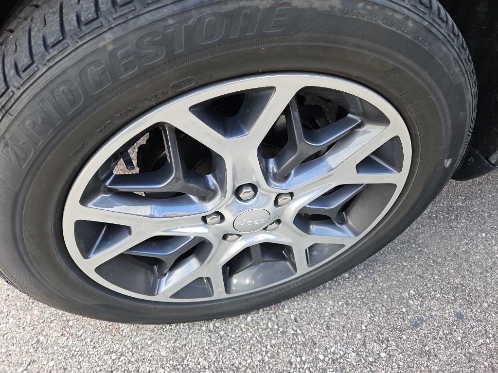 used 2019 Jeep Grand Cherokee car, priced at $22,995