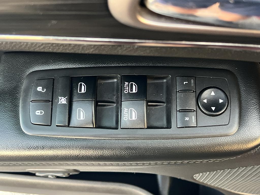 used 2019 Jeep Grand Cherokee car, priced at $19,999