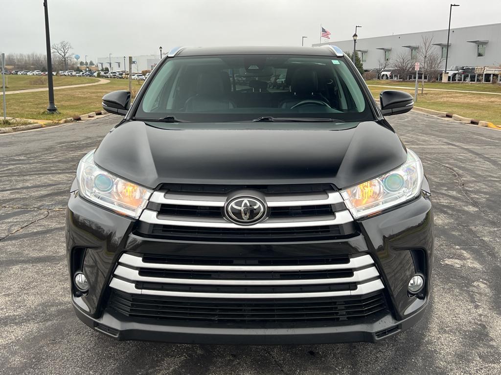 used 2018 Toyota Highlander car, priced at $21,790