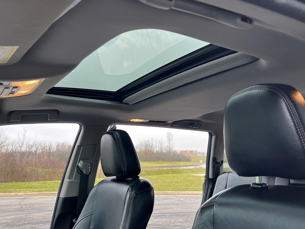 used 2018 Toyota Highlander car, priced at $21,790