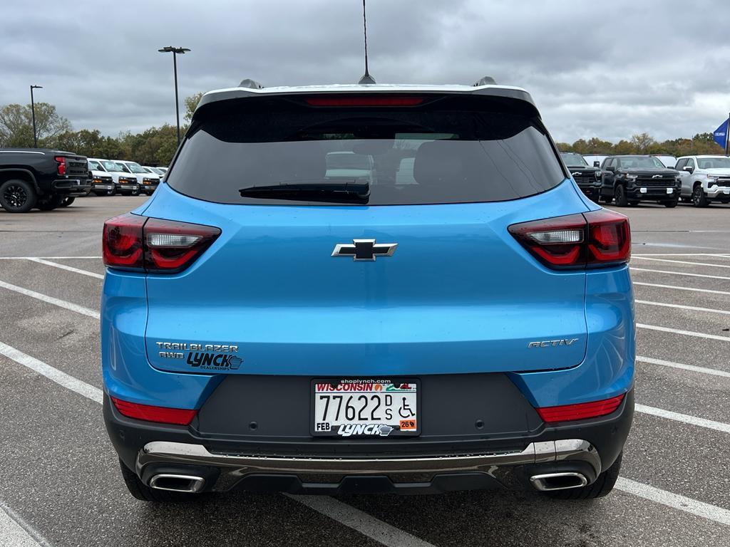 used 2025 Chevrolet TrailBlazer car, priced at $28,595