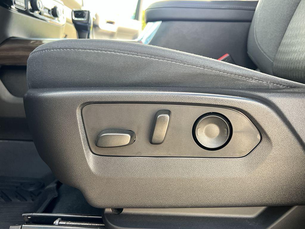 used 2022 Chevrolet Silverado 1500 car, priced at $43,495