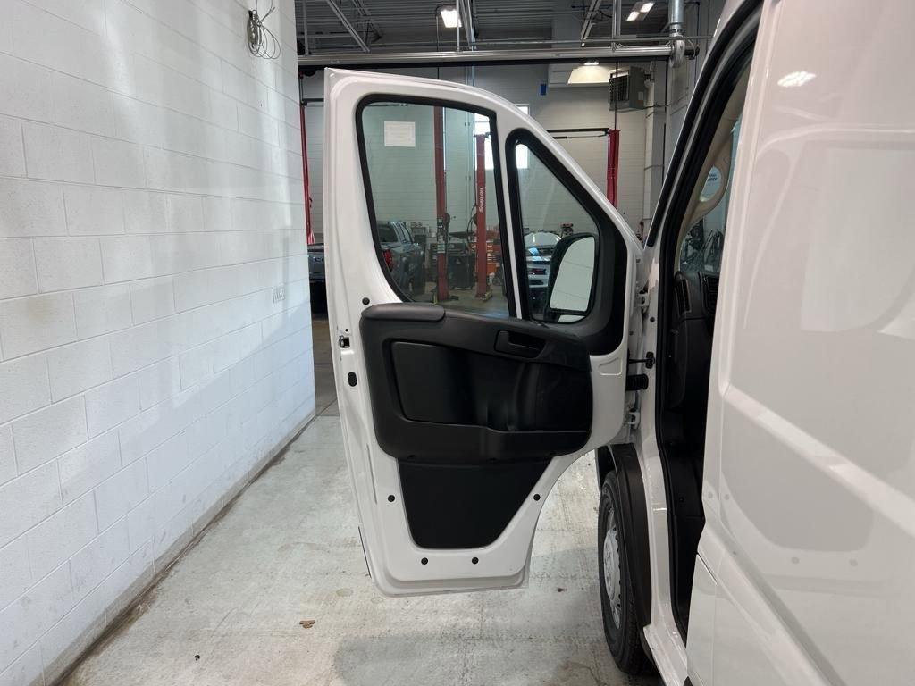new 2025 Ram ProMaster 3500 car, priced at $53,700