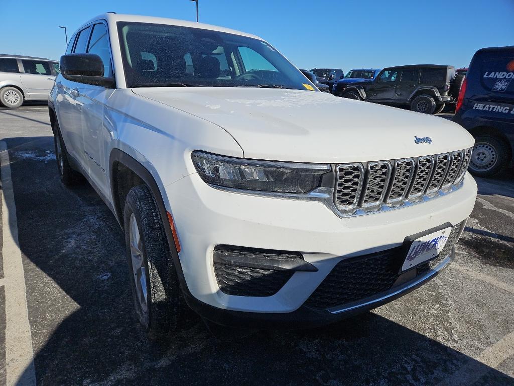 used 2023 Jeep Grand Cherokee car, priced at $30,495