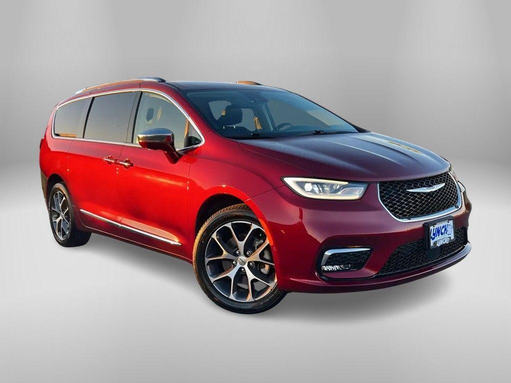 used 2021 Chrysler Pacifica car, priced at $34,499