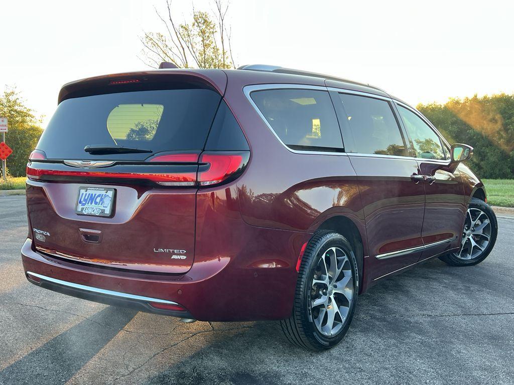 used 2021 Chrysler Pacifica car, priced at $34,499