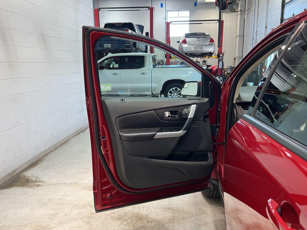 used 2014 Ford Edge car, priced at $13,490