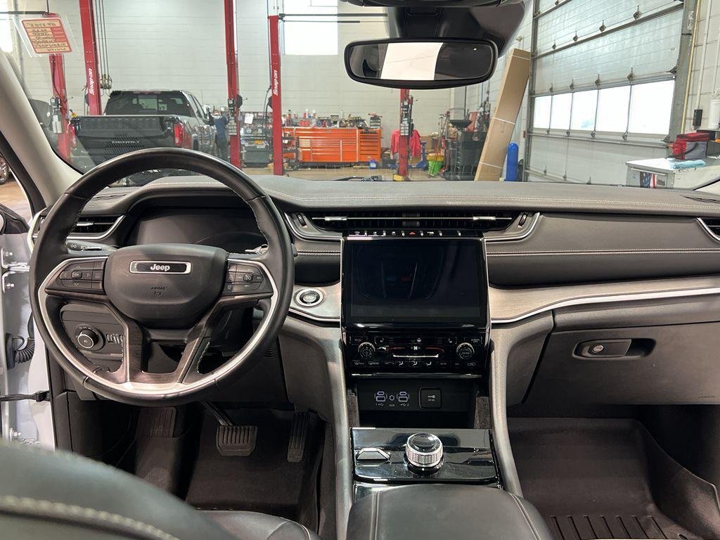 used 2022 Jeep Grand Cherokee L car, priced at $35,795
