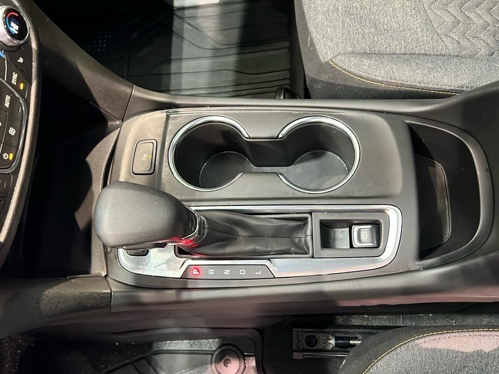 used 2022 Chevrolet Equinox car, priced at $23,895