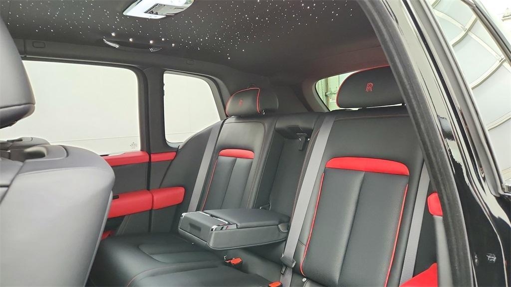 new 2025 Rolls-Royce Cullinan car, priced at $528,025