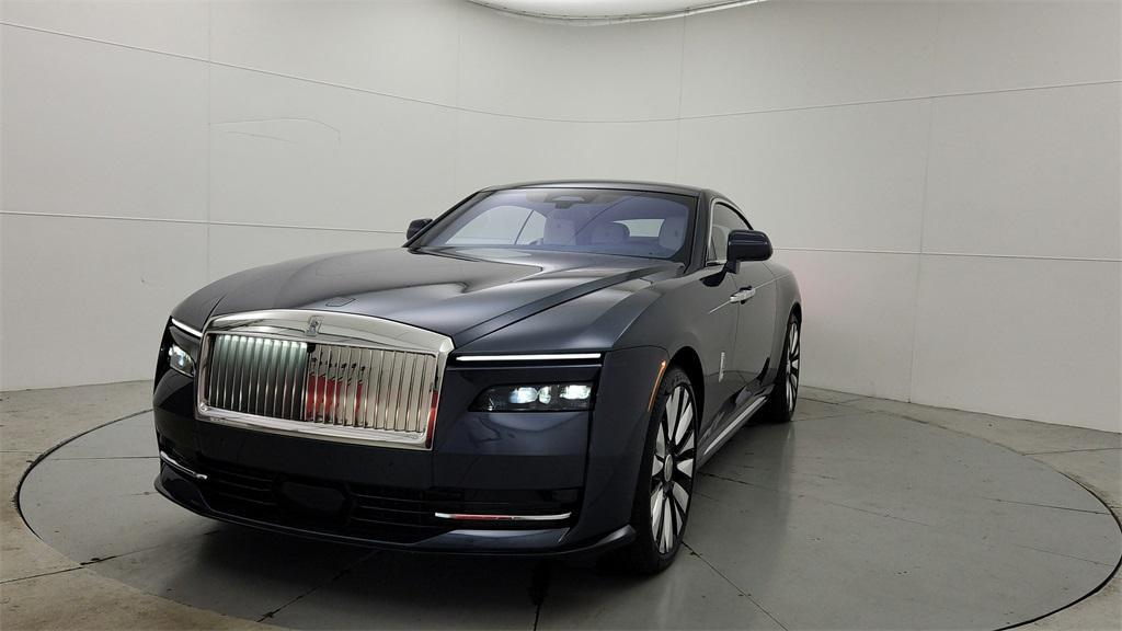 new 2025 Rolls-Royce Spectre car, priced at $517,550