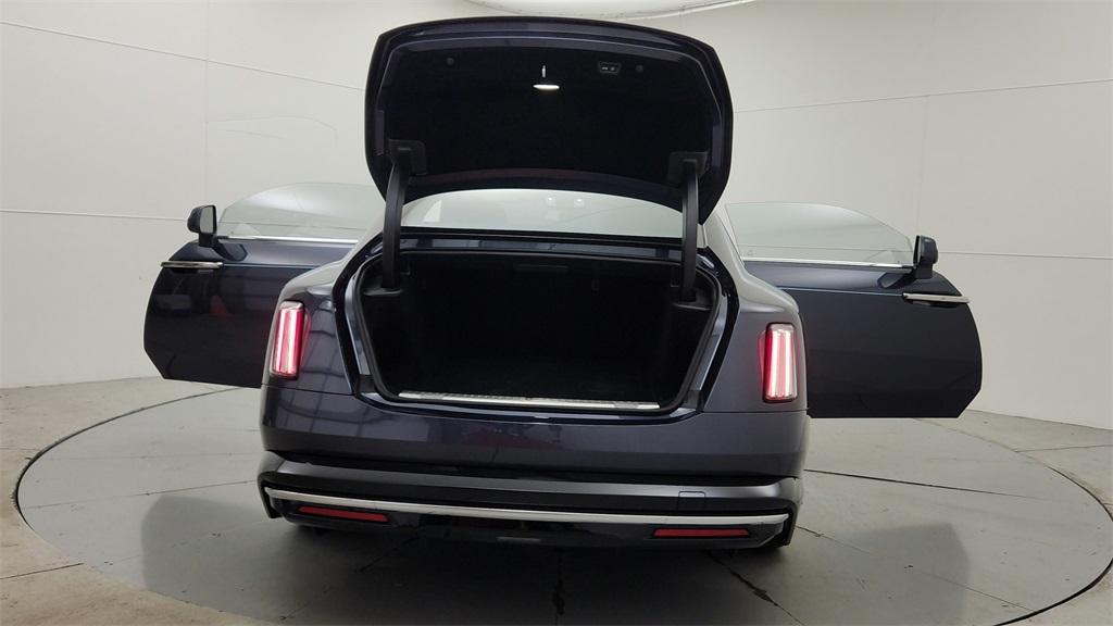 new 2025 Rolls-Royce Spectre car, priced at $517,550