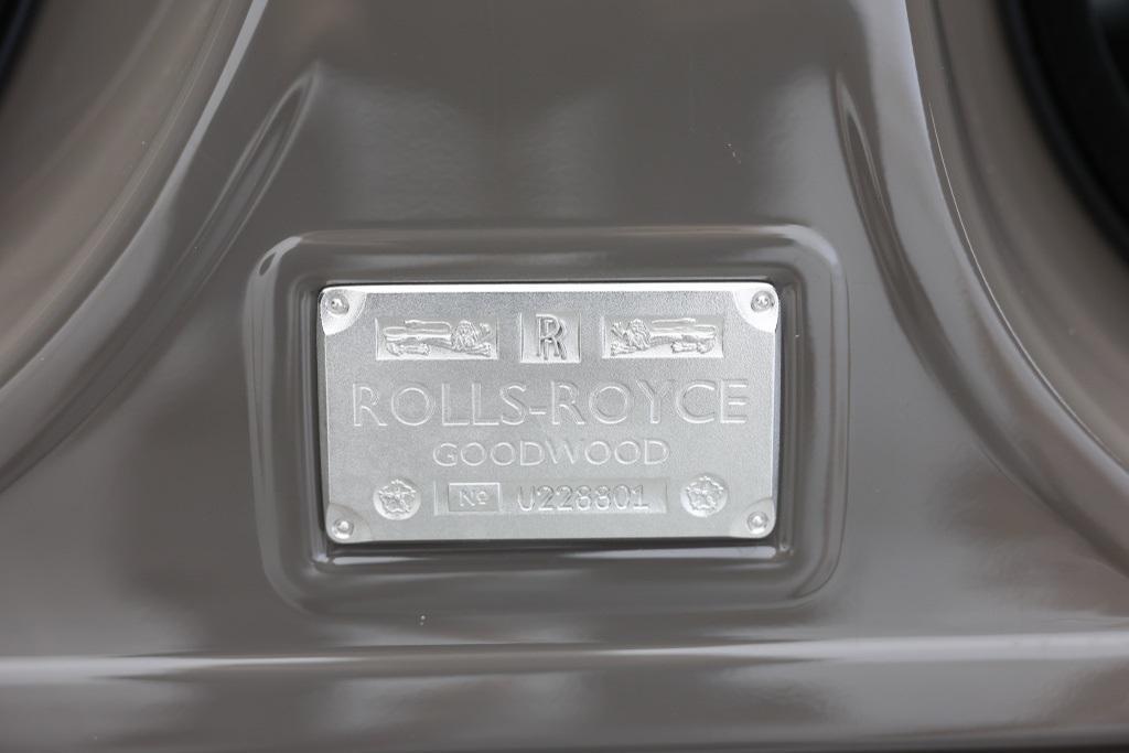 new 2025 Rolls-Royce Ghost car, priced at $500,625