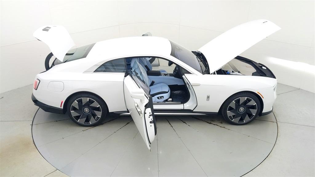 new 2024 Rolls-Royce Spectre car, priced at $507,100