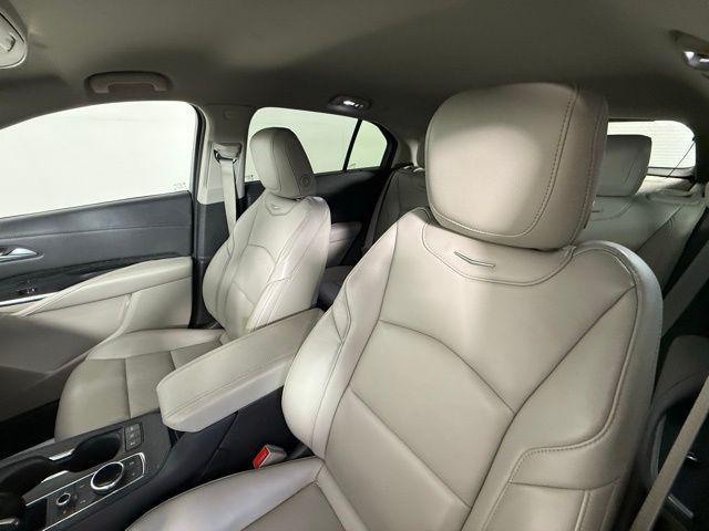 used 2022 Cadillac XT4 car, priced at $25,999