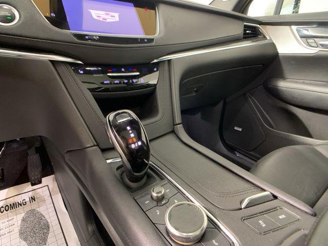 used 2022 Cadillac XT5 car, priced at $31,492