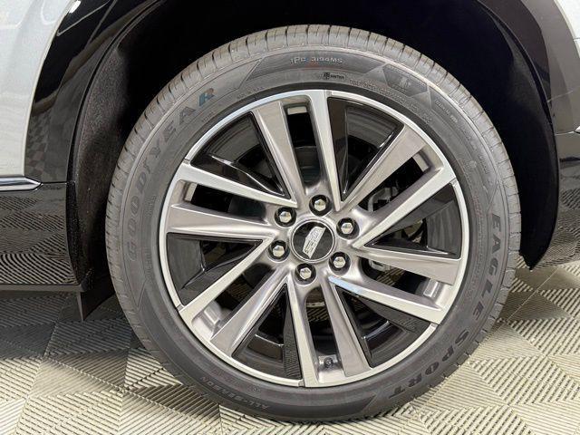 new 2026 Cadillac VISTIQ car, priced at $79,590