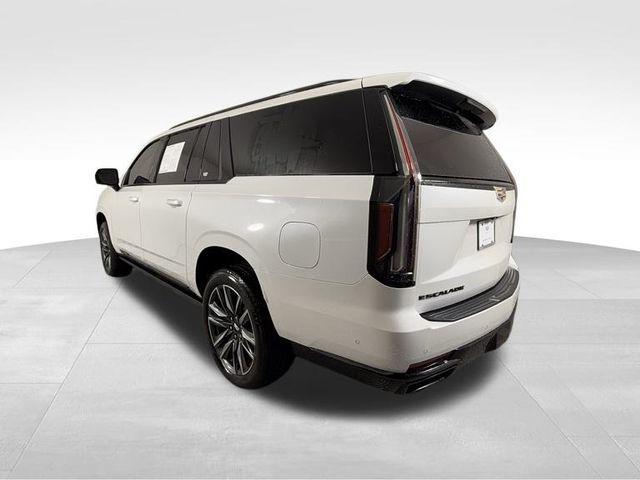 used 2022 Cadillac Escalade ESV car, priced at $81,887