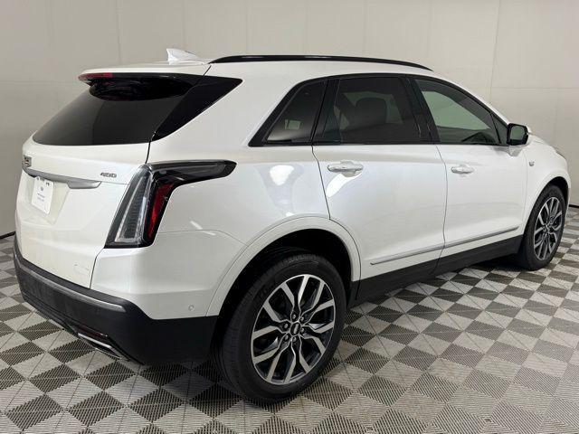 used 2021 Cadillac XT5 car, priced at $35,991