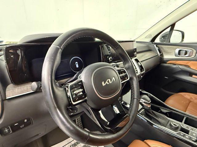 used 2022 Kia Sorento car, priced at $32,492