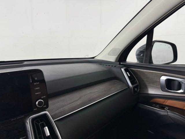 used 2022 Kia Sorento car, priced at $32,492