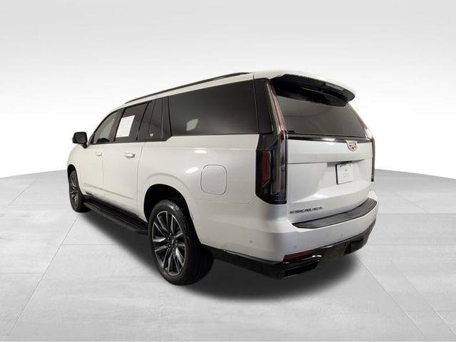 used 2022 Cadillac Escalade ESV car, priced at $71,493