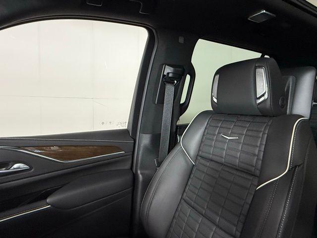 used 2023 Cadillac Escalade car, priced at $76,999