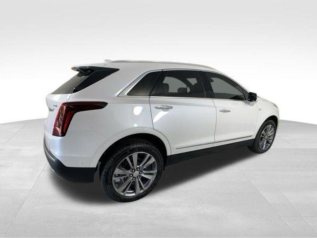 new 2025 Cadillac XT5 car, priced at $58,235