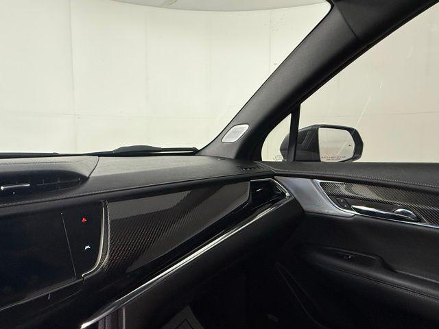 used 2020 Cadillac XT6 car, priced at $28,299