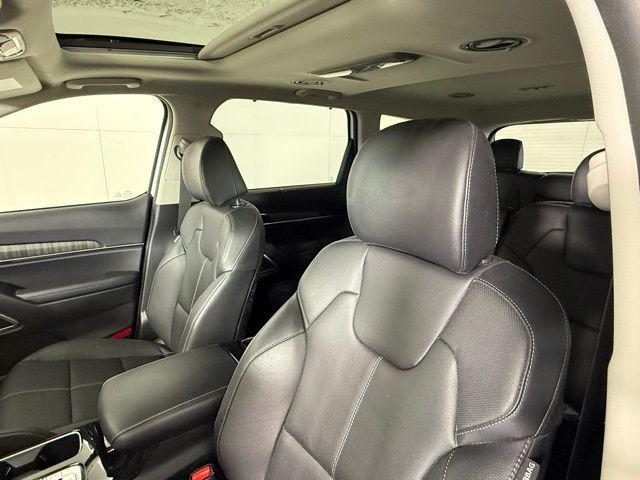 used 2025 Kia Telluride car, priced at $37,750