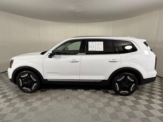 used 2025 Kia Telluride car, priced at $37,750