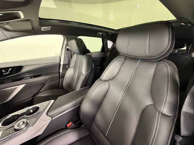 new 2025 Cadillac OPTIQ car, priced at $57,790
