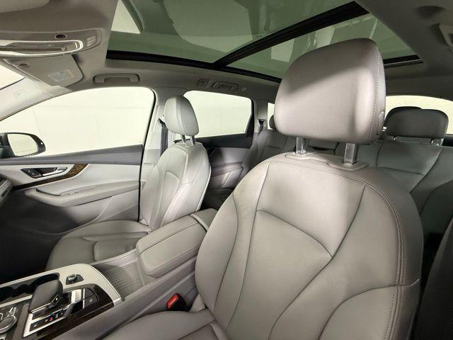 used 2019 Audi Q7 car, priced at $20,250