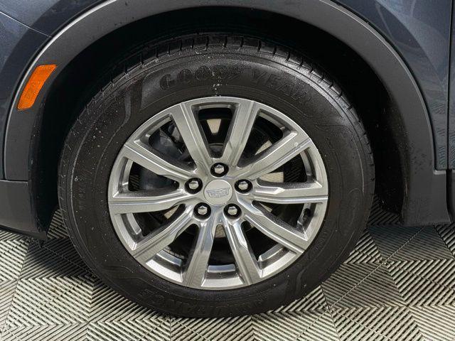 used 2021 Cadillac XT4 car, priced at $24,392
