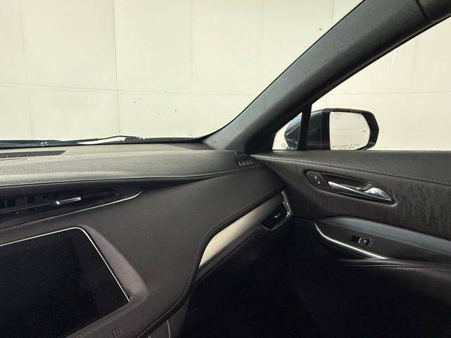 used 2021 Cadillac XT4 car, priced at $24,392