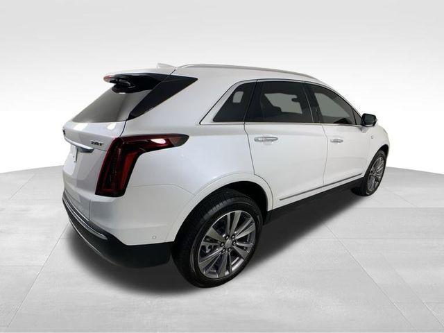 new 2025 Cadillac XT5 car, priced at $58,235