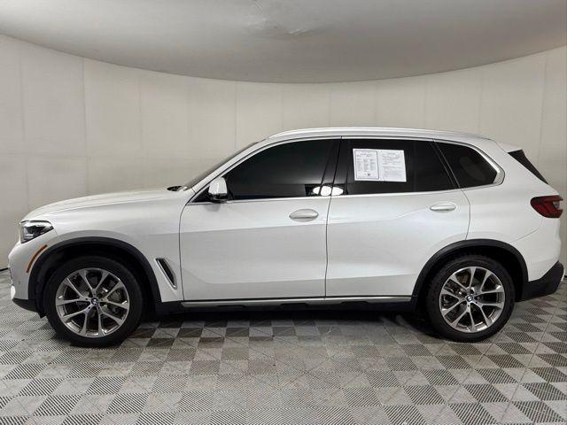 used 2022 BMW X5 car, priced at $38,999