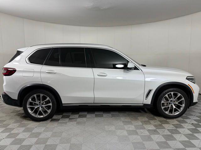 used 2022 BMW X5 car, priced at $38,999