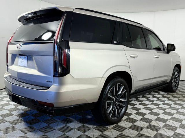 used 2022 Cadillac Escalade car, priced at $77,991