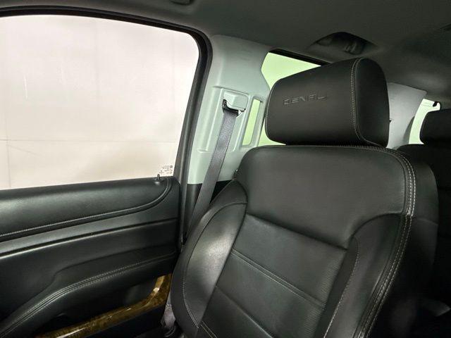used 2015 GMC Yukon car, priced at $19,599