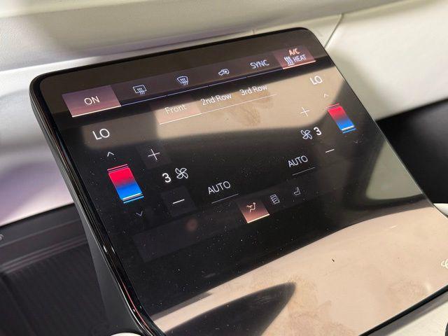 new 2026 Cadillac VISTIQ car, priced at $81,115