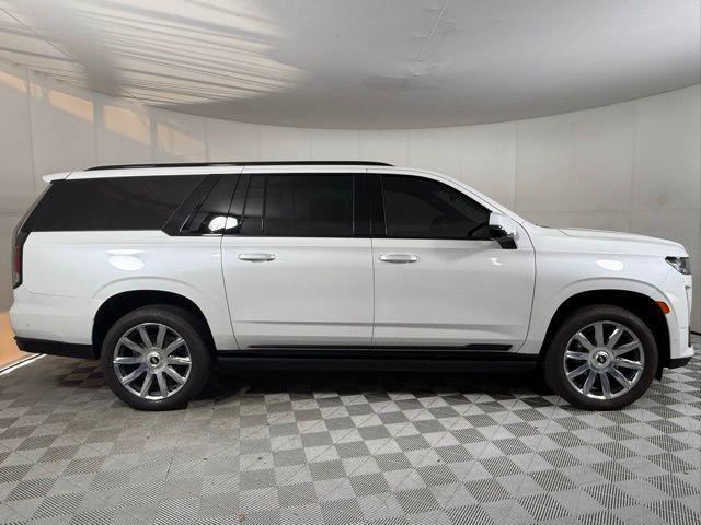 used 2022 Cadillac Escalade ESV car, priced at $67,991