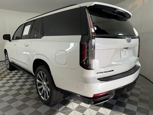 used 2022 Cadillac Escalade ESV car, priced at $67,991