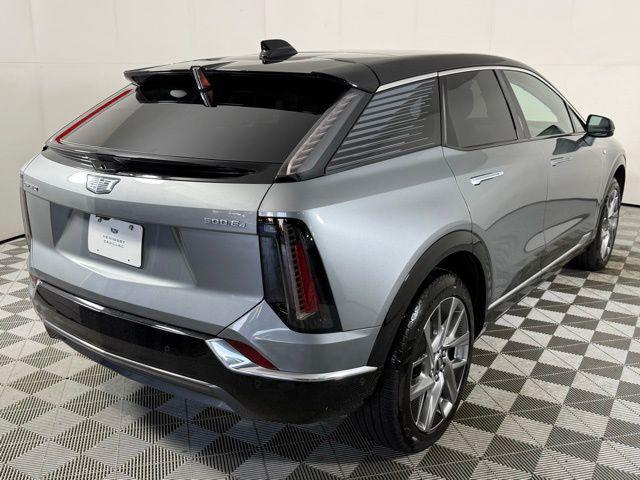 used 2025 Cadillac OPTIQ car, priced at $44,998