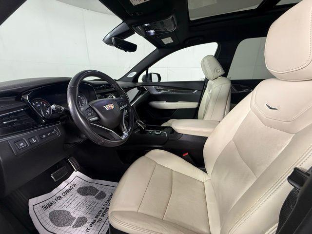 used 2021 Cadillac XT6 car, priced at $29,994