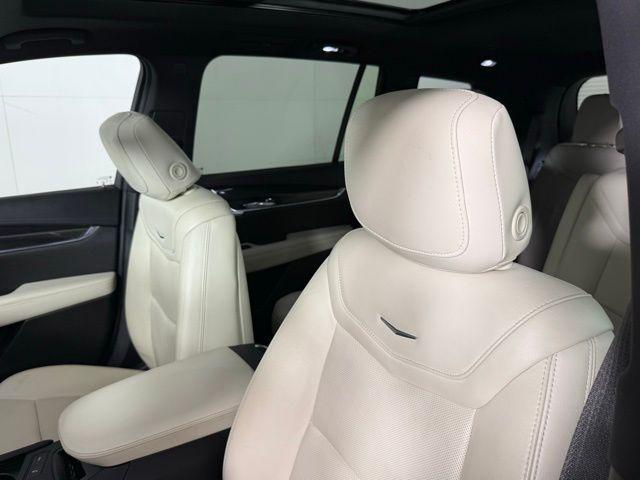 used 2021 Cadillac XT6 car, priced at $29,994