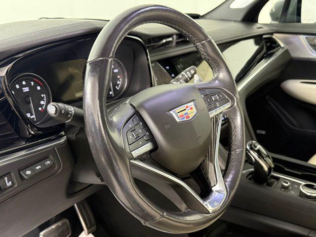 used 2021 Cadillac XT6 car, priced at $29,994